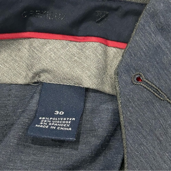 Cremieux Networking Chambers 9” Flat Front Dress Shorts - Picture 7 of 7